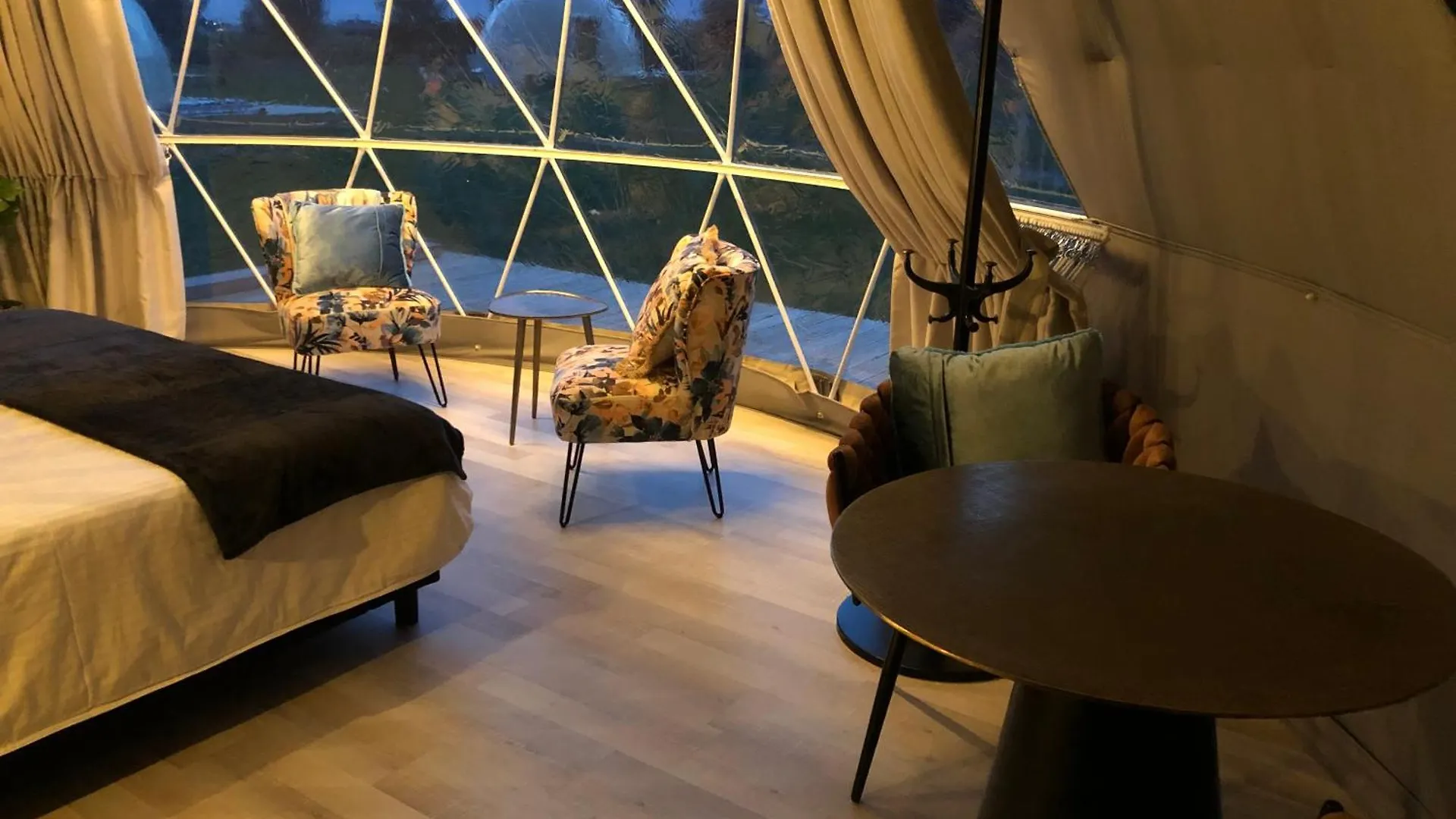 Id Glamping De Coude Scheure Hotel Middelkerke Luxury tent